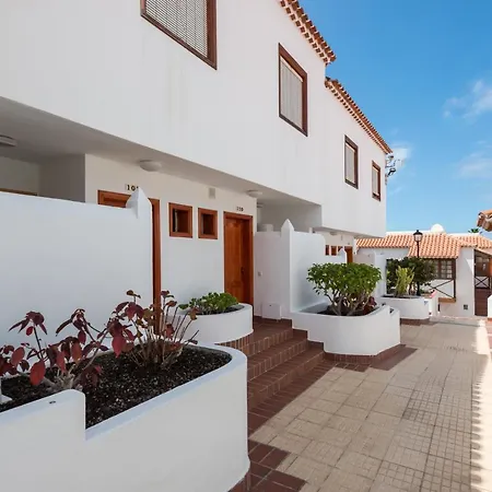 El Beril 아파트 *